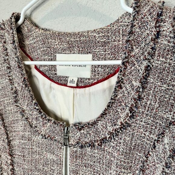 Banana Republic Navy, Red, Cream Tweed Cropped Blazer Jacket - Size 8 - EUC - Picture 5 of 6